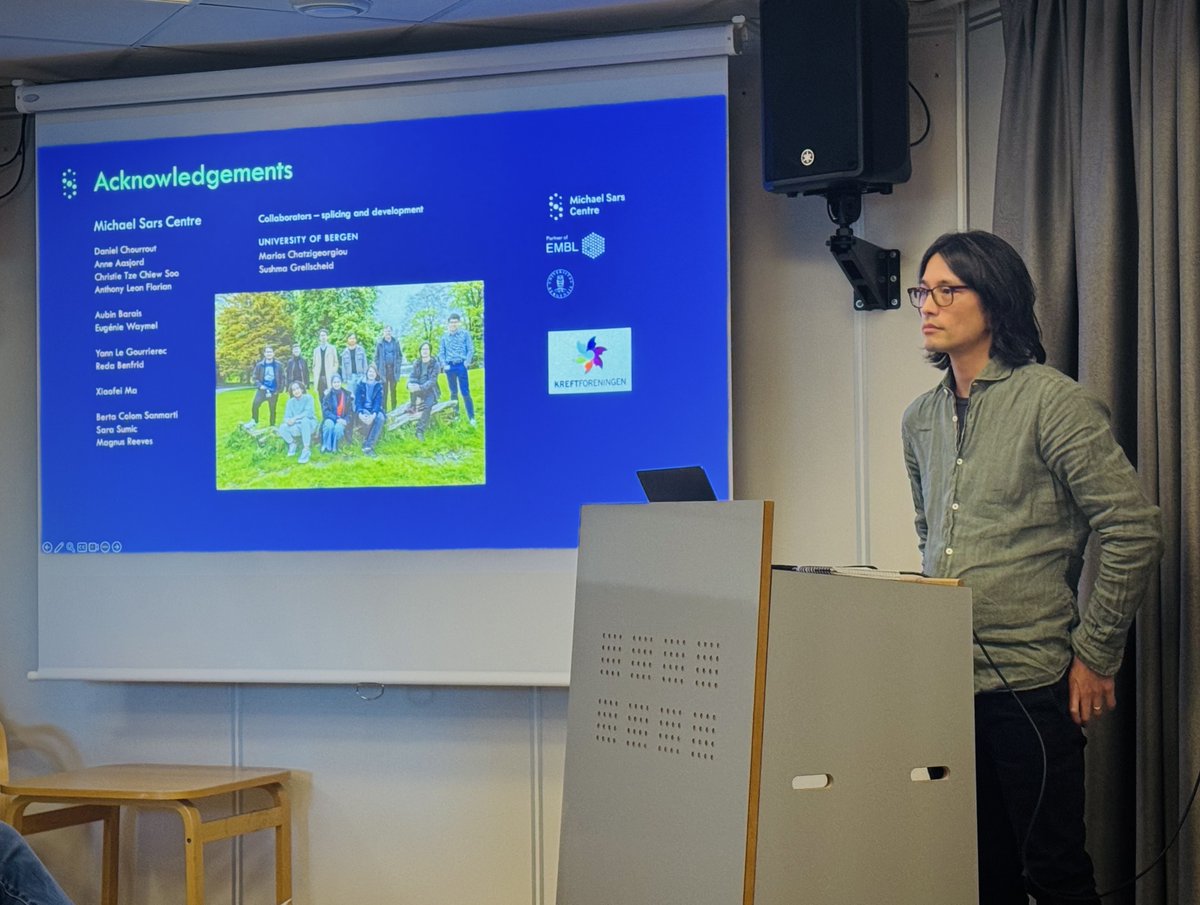 Chourrout lab (@appygenetics) on Twitter photo Such a great seminar given by our own #SimonHenriet. "Study of Fritillaria borealis U2AF paralogues provides first insights into non-canonical splicing". <a href="/UiB/">Universitetet i Bergen</a> <a href="/MSarsCentre/">Michael Sars Centre</a> Such a great seminar given by our own #SimonHenriet. "Study of Fritillaria borealis U2AF paralogues provides first insights into non-canonical splicing". <a href="/UiB/">Universitetet i Bergen</a> <a href="/MSarsCentre/">Michael Sars Centre</a>