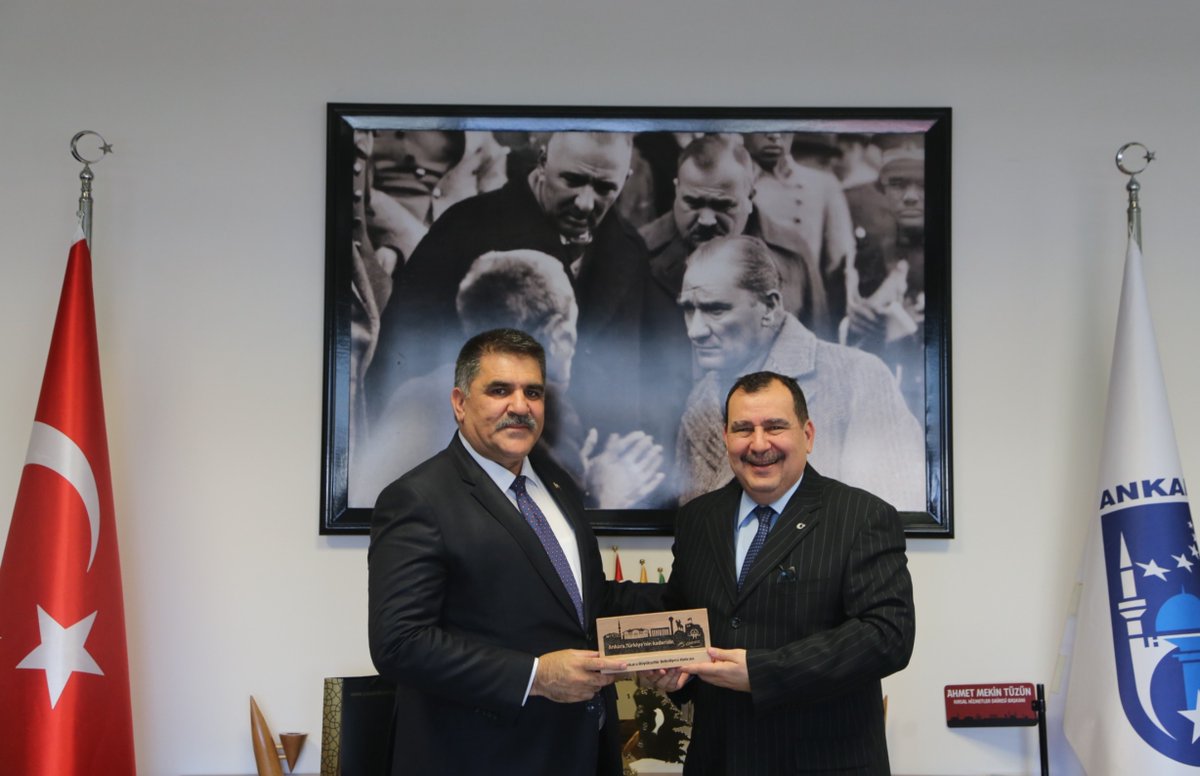 Mekint's tweet image. Bugün;
Pınarbaşı Belediye Başkanı Deniz Yağan, Türkoğlu Belediye Başkanı Mehmet Karaca ve BELPA Yönetim Kurulu Başkanı Ferhan Özkara, teşrif ederek hayırlı olsun dileklerini ilettiler.
Nazik ziyaretleri ve samimi temennileri için teşekkür ederim. 

#Türkoğlu #Pınarbaşı #Belpa