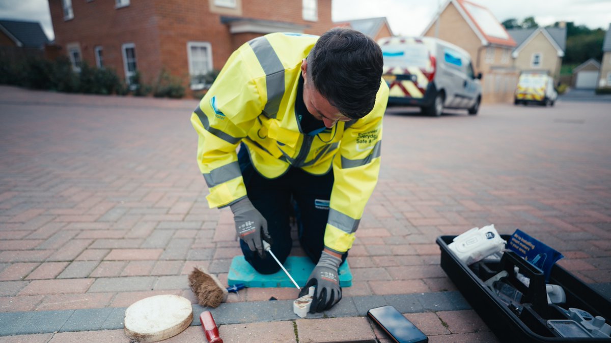 Our smart meter exchange has already hit the 10,000 milestone two months after being launched.  
 
Smart meters are the next step in water meter technology, they will help save water, spot leaks and customers to save money 
 
For information go to; ow.ly/V8Ec50VfKoH