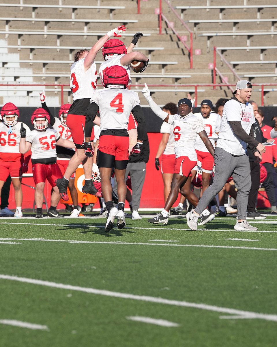 Brought the ⚡ to Stambaugh this morning!

#GoGuins