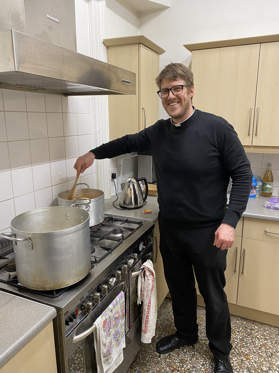 Enjoyable ‘parish conversation’ visit to <a href="/stmarybalham/">St Mary's Balham</a> and <a href="/TSMBalham/">Trinity St Mary's</a> Lots of good things going on and an exemplary church-school relationship. Plus a vicar who cooks. Thank you! <a href="/SouthwarkCofE/">Southwark Diocese</a>