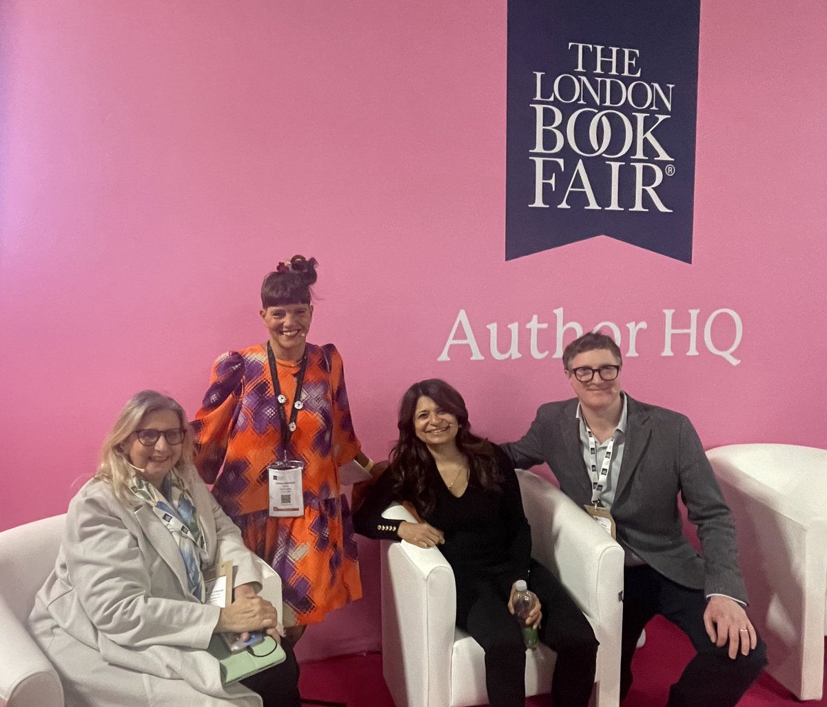 Byte The Book’s Justine Solomons will be chair &amp; her panellists include:

🔴Dominique Raccah (<a href="/draccah/">Dominique Raccah</a>), Founder and CEO of @sourcebooks

🔵 <a href="/krisdyer/">Kris Dyer</a>, Co-Founder of @rakkitProducti1, Voiceover Actor, Writer &amp; Producer 

⚪️ L. Steele, Bestselling author (<a href="/Author_L_Steele/">L. Steele</a>)

#LBF25