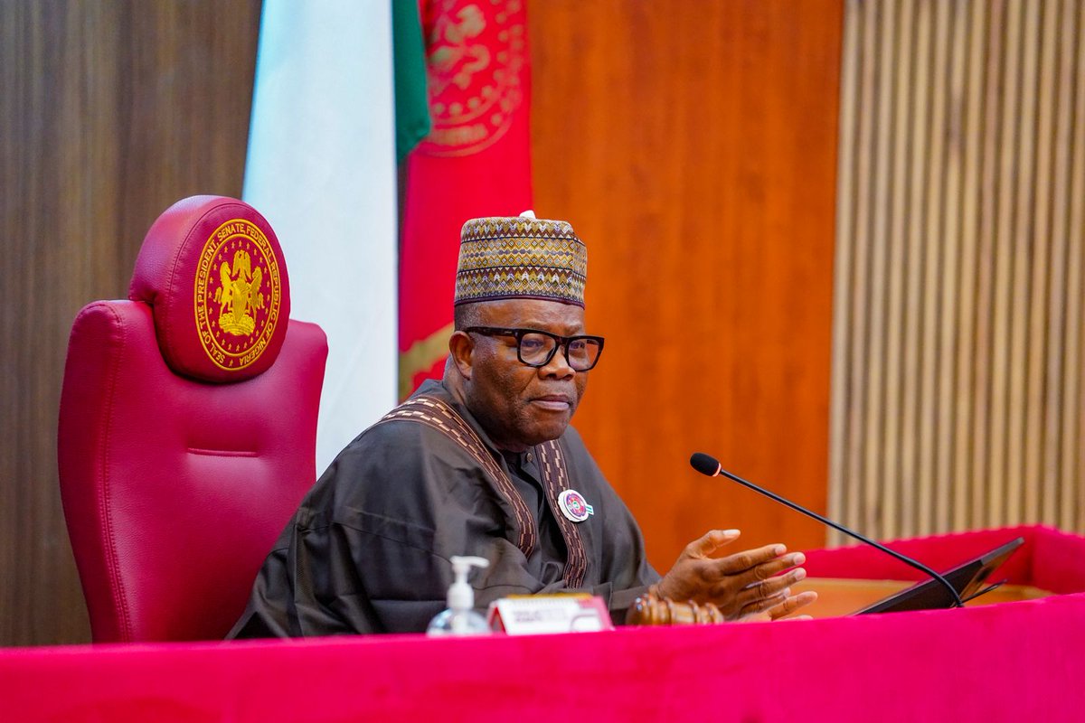 kundad001 (@kundad001) on Twitter photo Senators from both the ruling party and the opposition have passed a vote of confidence in the leadership of Senate President Godswill Akpabio <a href="/Senator_Akpabio/">Godswill Obot Akpabio, GCON</a> Senators from both the ruling party and the opposition have passed a vote of confidence in the leadership of Senate President Godswill Akpabio <a href="/Senator_Akpabio/">Godswill Obot Akpabio, GCON</a>