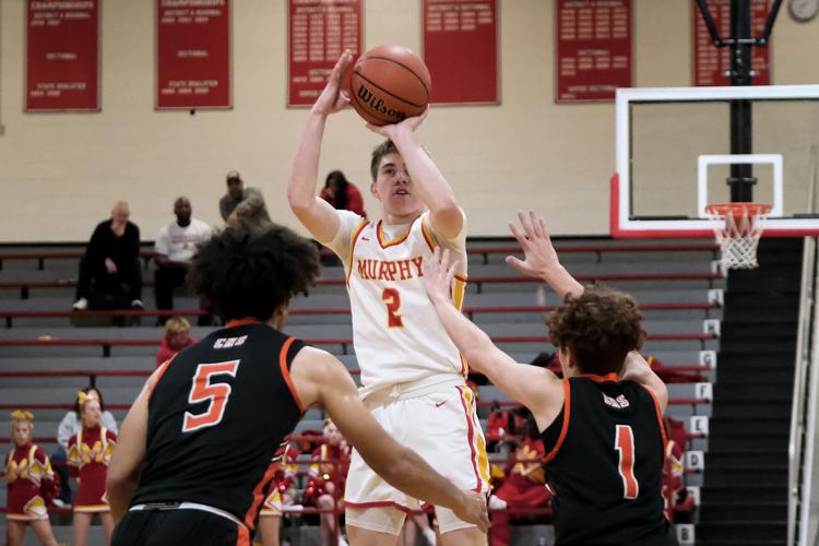 Congrats 2024-25 SICA All-South Selections in Boys Basketball: Cade Brooks! Complete list: sportszone.mhs.org/en-us/sica-all… Photos Courtesy of Byron Hetzler