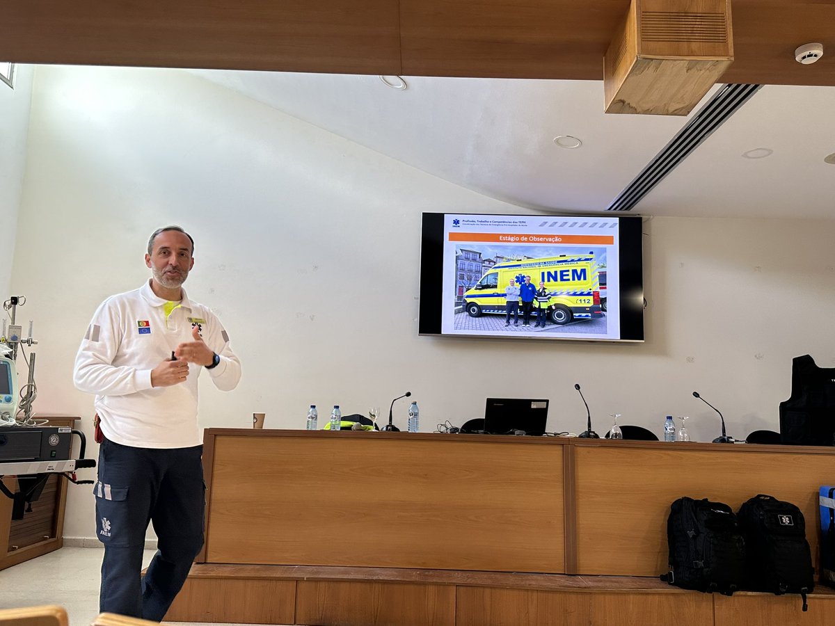 LaGuiaDelTES's tweet photo. VIII Jornadas de @tesgalicia #PREVISEL @EXPOURENSE de interés para #TES. Ponencia de Técnicos de Emergência Pré-hospitalar #TEPH del @INEMtwitting https://t.co/JGUhiWWvUp