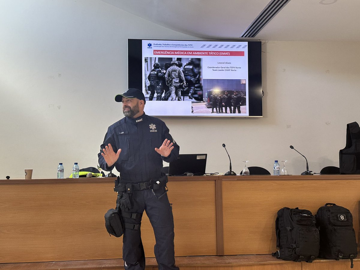 LaGuiaDelTES's tweet photo. VIII Jornadas de @tesgalicia #PREVISEL @EXPOURENSE de interés para #TES. Ponencia de Técnicos de Emergência Pré-hospitalar #TEPH del @INEMtwitting https://t.co/JGUhiWWvUp