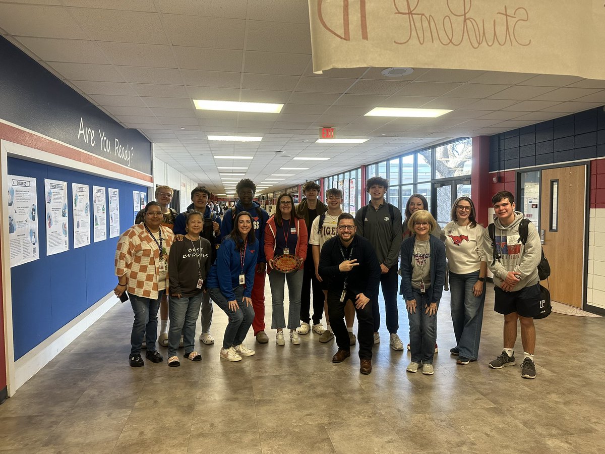 showing appreciation for all of the counselors at GHS, Y’all make the environment the best‼️ #StangComp106 
<a href="/coachrsmith12/">Coach Ryan Smith</a> <a href="/GHSFBBooster/">Grapevine Mustangs Football Booster Club</a> <a href="/GHSMustangsFB/">GHSMustangsFootball</a>