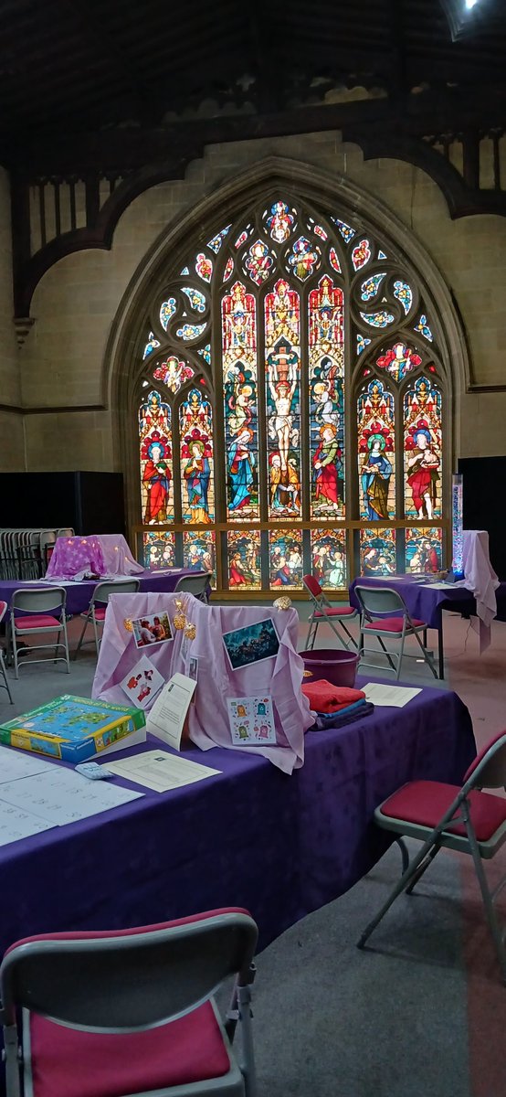 Great time with Ministers from <a href="/LeedsCofE/">Diocese of Leeds</a> Huddersfield area at Dewsbury Minster yesterday. Exploring Migration and Mission.