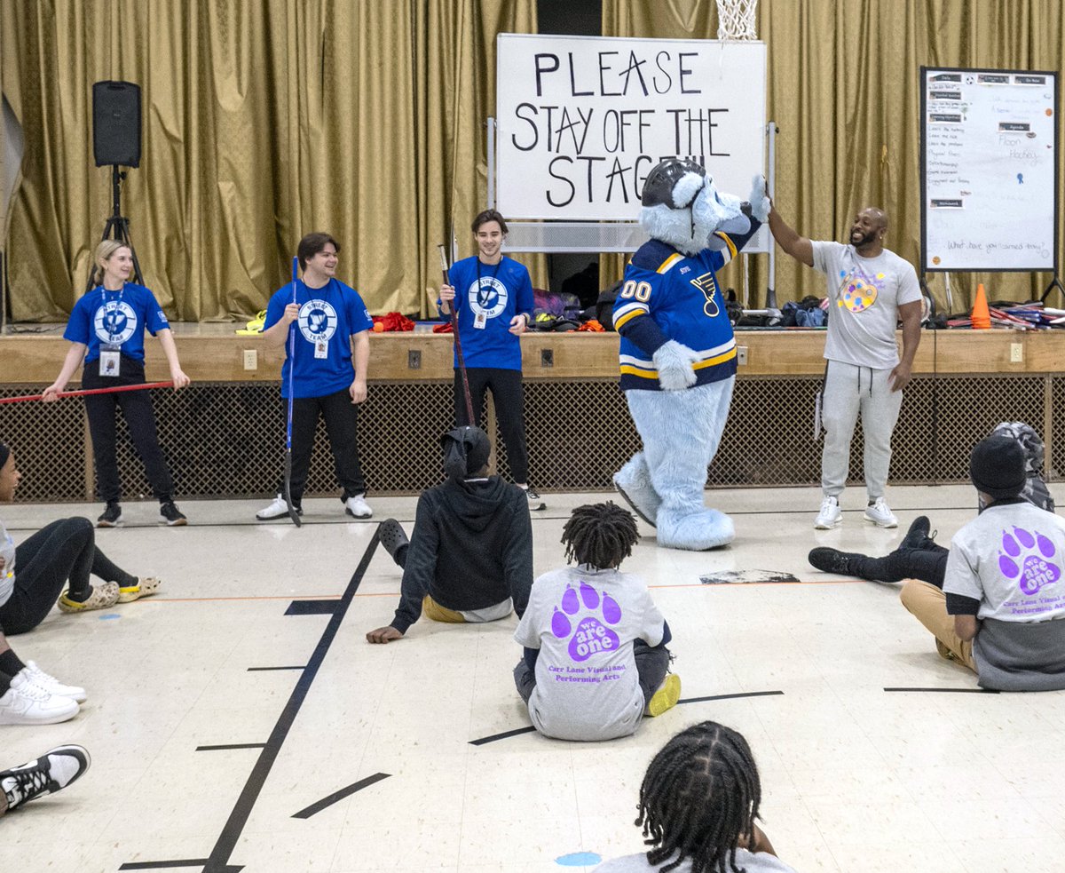 Registration is OPEN for the Street Blues program for the 25-26 school year! PE teachers or principals, sign your school up for the Street Blues program today—spots are limited!

stlblues.formstack.com/forms/street_b…