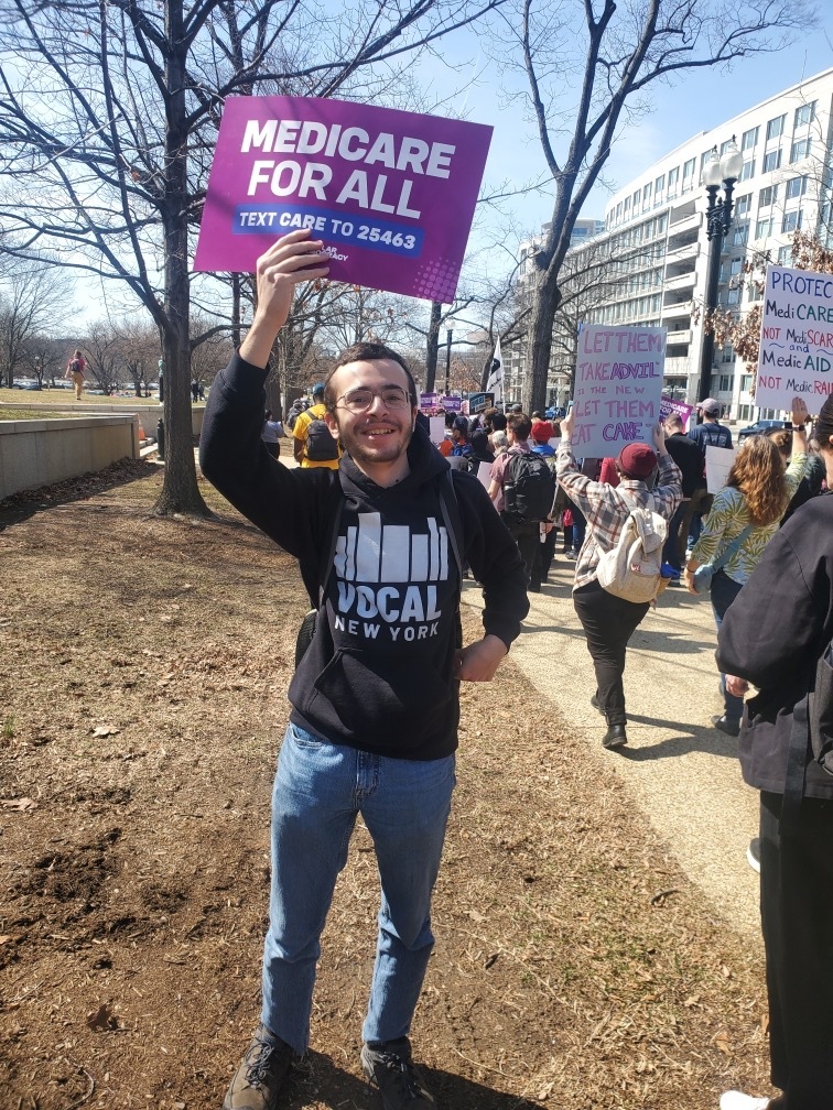 VOCAL-NY Leader Noam in DC saying #NoMedicaidCuts! 

70 million people rely on Medicaid for healthcare &amp; lifesaving medications!

Medicaid is the largest provider of substance use health insurance coverage!

Cutting Medicaid will cut lives short!