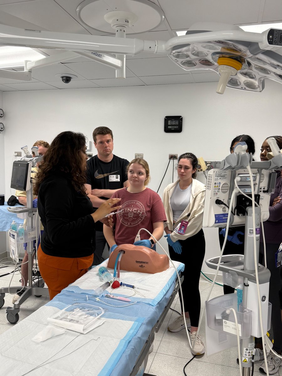 Grateful for the incredible collaboration between <a href="/BCMEmergencyMed/">BCM_EmergencyMed</a> and <a href="/BCM_Surgery/">BCM_Surgery</a> attendings &amp; the surgical team in preparing the next generation of physicians! Together, we volunteered to teach essential procedures to ~50 fourth-year <a href="/bcmhouston/">BCMHouston</a>  medical students.