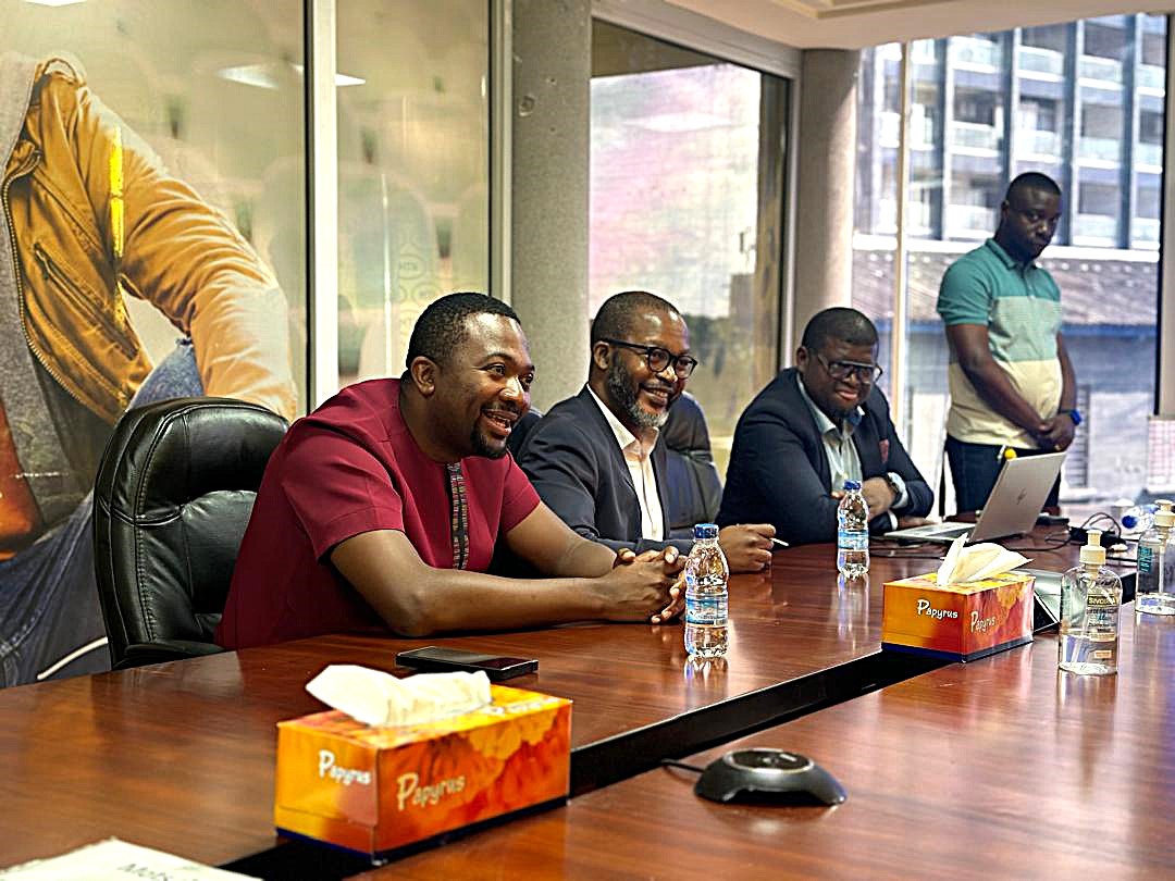 MTNCotedIvoire's tweet photo. La DG de #MTNCôteDIvoire @mkngambi, a reçu ce jour, des délégations de #TechMahindra et #Ericsson, représentées respectivement par Lucien PACODE & Pawiwmontom Daw AKOU-EDI. Les discussions ont porté sur la bonne performance de nos réseaux !🚀#Télécommunications #DoingForTomorrow https://t.co/J1x6oxTn3Y