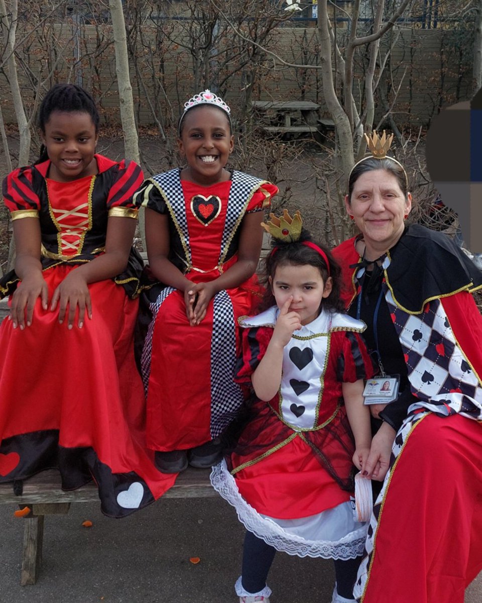 ♥️ Some more fabulous World Book Day costumes!

"We absolutely love the book Alice in Wonderland! All four of us had a fantastic day dressed as the Queen of Hearts, embracing the fun and magic!" ~ Miss Laxton

#StAnnesAndGuardianAngels #Spitalfields #Whitechapel #Shadwell