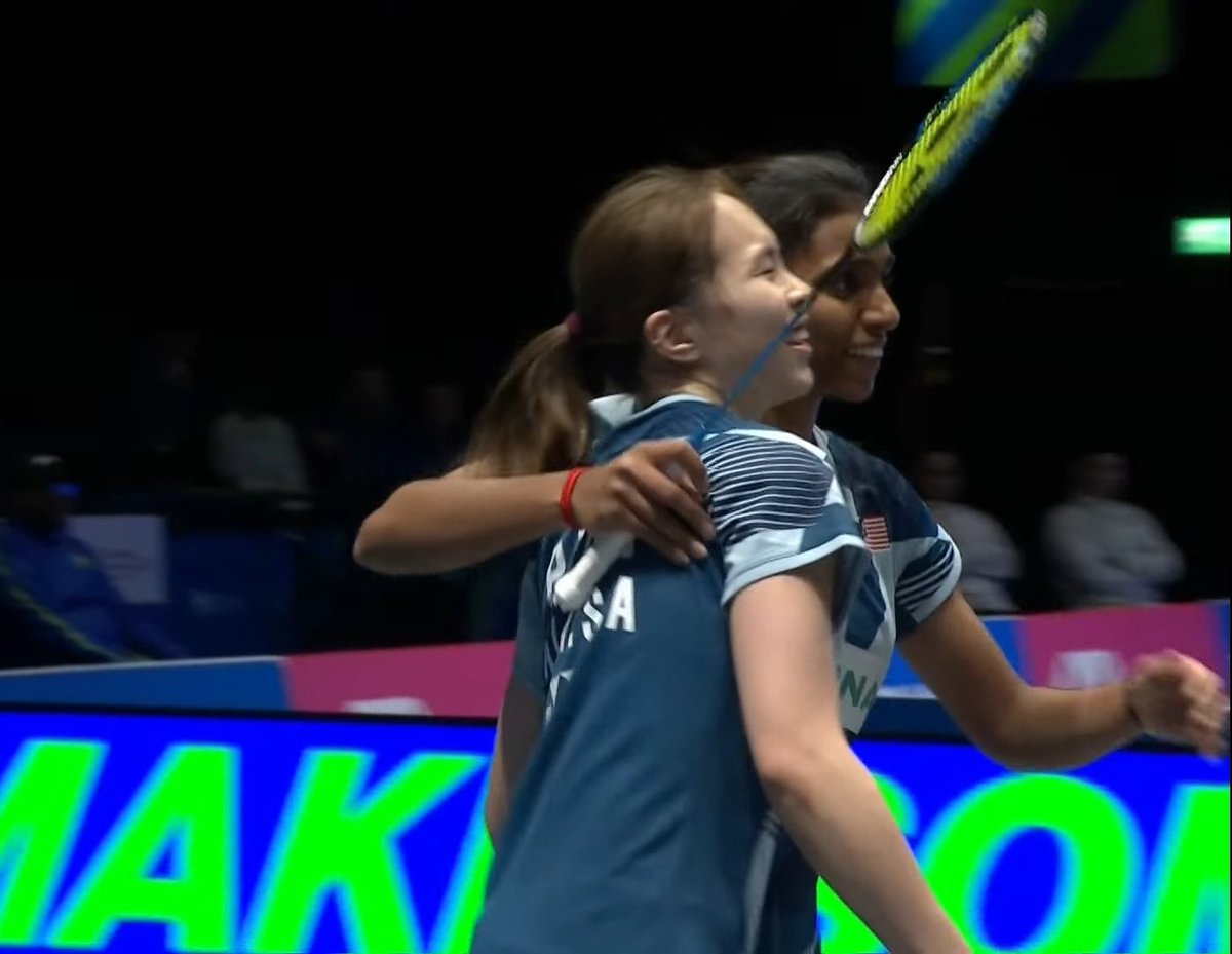 theone_xyz's tweet photo. PearThin ➡️ Quarterfinals 🔥

Pearly Tan/Thinaah Muralitharan 🇲🇾 won against Apriyani Rahayu/Siti Fadia Silva Ramadhanti 🇮🇩 

21-16
21-14

Unstoppable today! Despite the injury, they continue the match. What a fighter weh 🔥 Rindu betul nak tgk gameplay mcm ni.. the follow ups after the attacks! Superb 🍀

Extraordinary!!!

#AllEngland2025