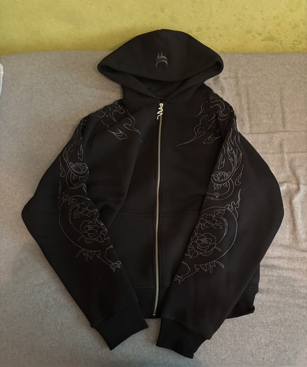 wowowo da ist was angekommen <a href="/itsmahluna/">Mahluna</a> happie