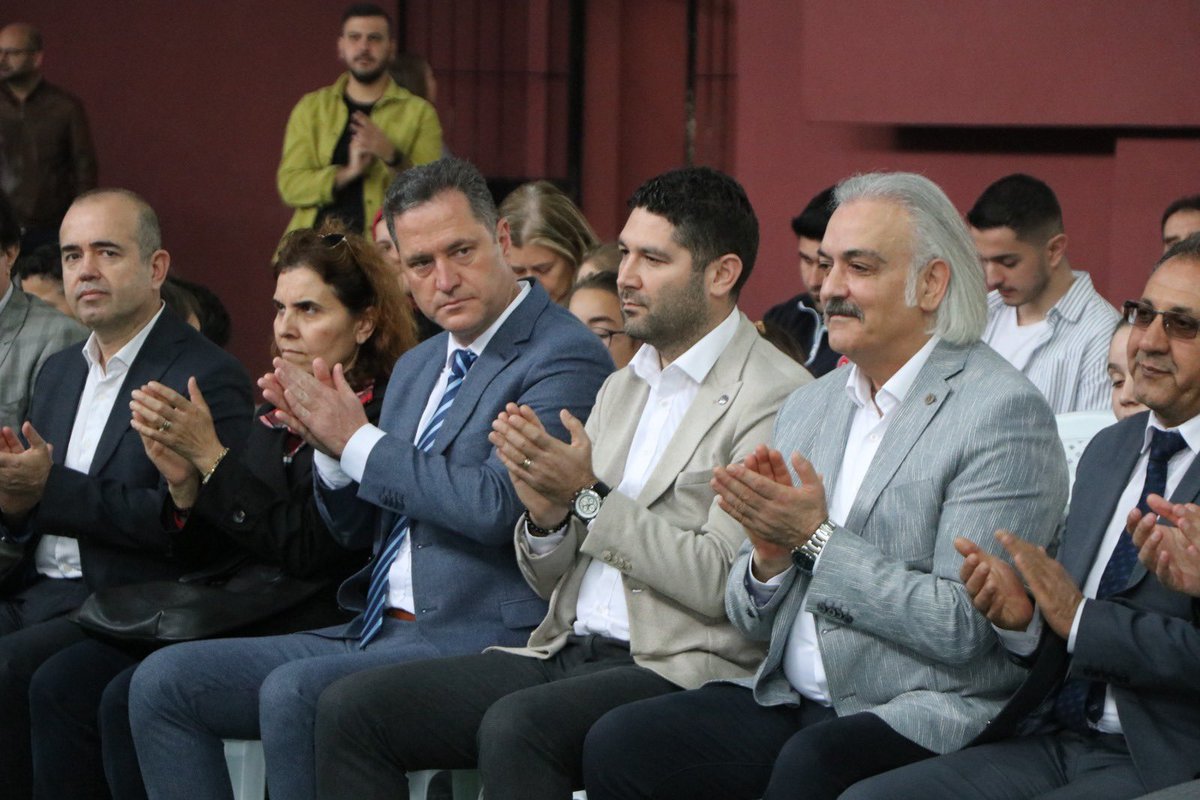 Kaymakamımız Sayın <a href="/_AliAkca_/">Ali Akça</a> ,

Okul sporları kapsamında ilçe genelinde düzenlenen "Akıl Zeka Oyunları Turnuvası" ödül törenine katıldılar.

📍Söke Anadolu Lisesi