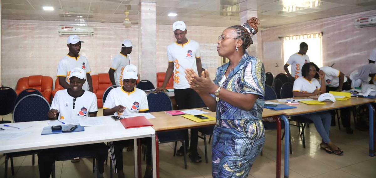 Aux #BootcampsYes, les jeunes affinent leur vision entrepreneuriale : de l’idéation au plan d’affaires en passant par le design thinking et la stratégie marketing. Une aventure formatrice, et nous avons hâte de découvrir leurs projets finalisés ! 🔥 
#Entrepreneuriat #Innovation