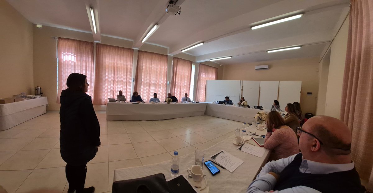 akirE_aelaG's tweet image. Honoured to have been invited by Ms. Roberta Argento, Head of St Benedict College - Office of the Head College Network, to deliver a training workshop for the College of Heads on how understanding the brain can transform teaching and learning.