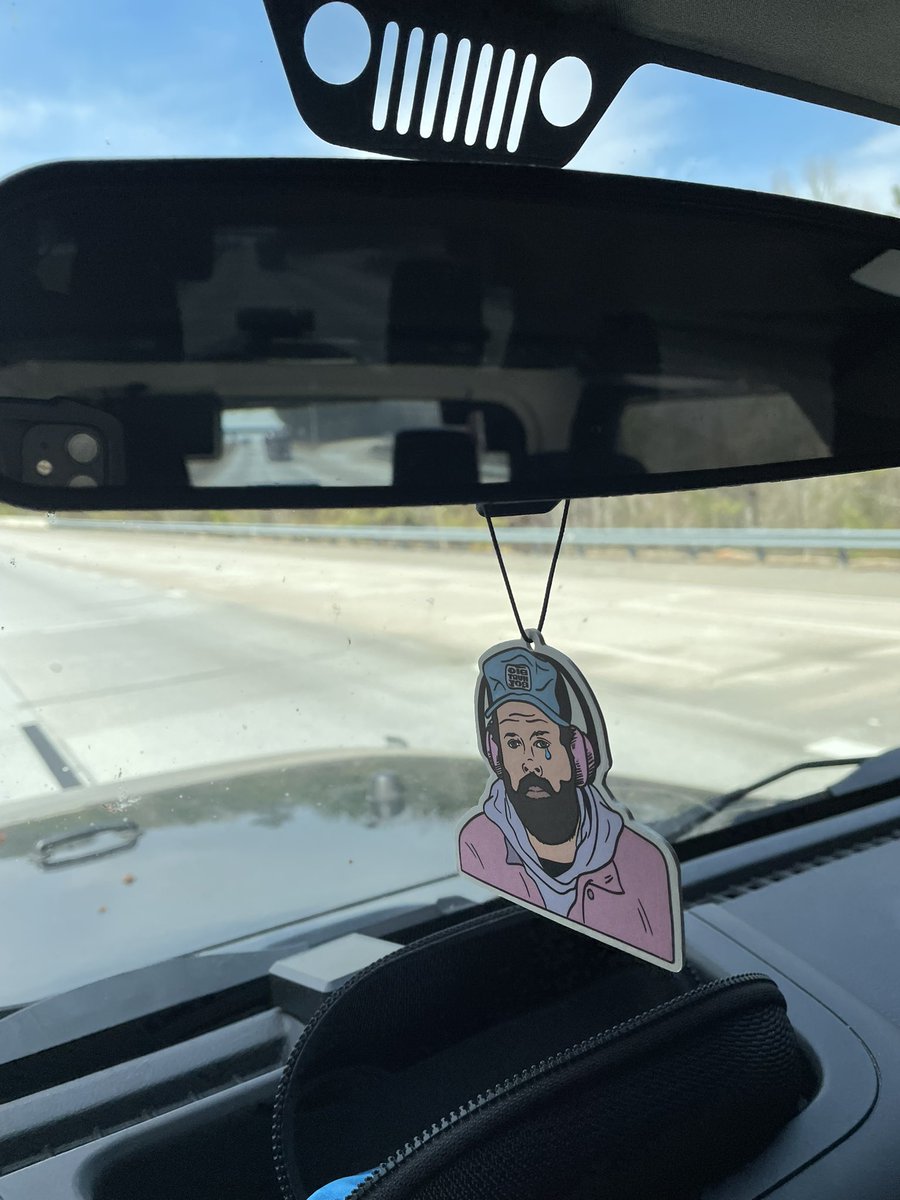 Awwwwwweeeee shit… it’s Donny Woo night in Nashville, TN. 

Road trip to see The Big Hurt Boy.

Folk singer extraordinaire <a href="/DonovanWoods/">Donovan Woods</a>.