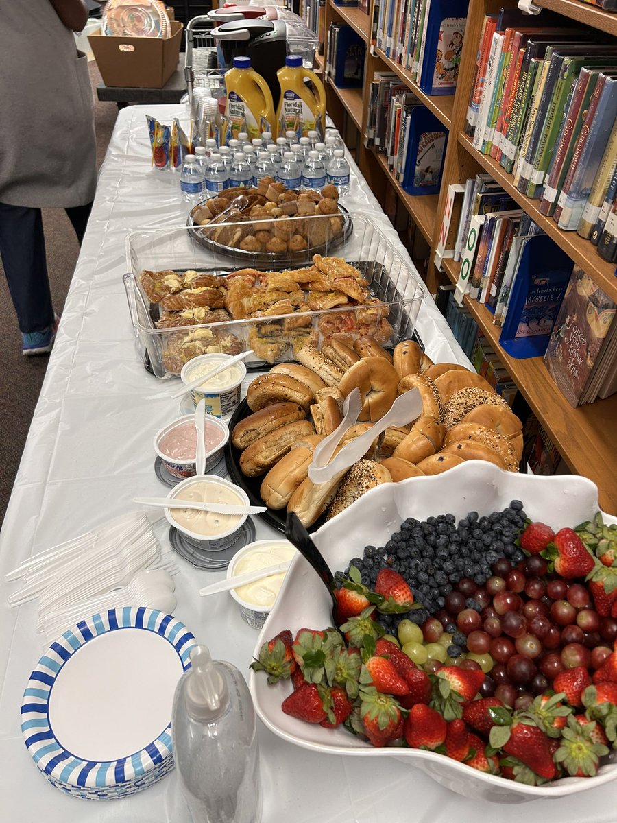 Jessica Cherry (she/her) (@mscherryfrc) on Twitter photo Today we held our first Bagels and Brotherhood Family Engagement event! We put a spotlight on the positive male role models in our students lives. We know it takes a village and are so thankful for those who show up for our 🐻’s <a href="/GoffnerGwen/">Dr. Gwen Goffner</a> <a href="/BatesElemPrinc/">Sara Nethery</a> <a href="/BatesElemJCPS/">Bates Elementary</a> Today we held our first Bagels and Brotherhood Family Engagement event! We put a spotlight on the positive male role models in our students lives. We know it takes a village and are so thankful for those who show up for our 🐻’s <a href="/GoffnerGwen/">Dr. Gwen Goffner</a> <a href="/BatesElemPrinc/">Sara Nethery</a> <a href="/BatesElemJCPS/">Bates Elementary</a>