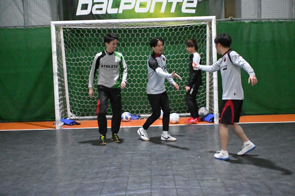 BalonGrana's tweet photo. ジャンケンも白熱します🖐️👊✌️ https://t.co/AYRfV0nZ6i