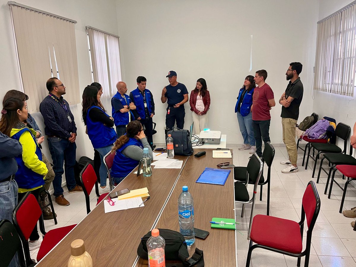 Asistimos a la capacitación que impartieron elementos de Protección Civil Municipal; con los conocimientos adquiridos, vamos a tener espacios de trabajo más seguros para trabajadores y los usuarios de los servicios que brinda la dependencia.

#ElGiganteDeMéxico