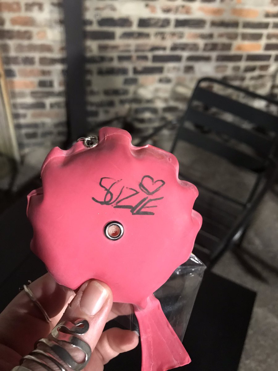 cheesefry420's tweet photo. thanks for signing my whoopee cushion @suzietoot hehe :o) https://t.co/xeU3ro5K7g