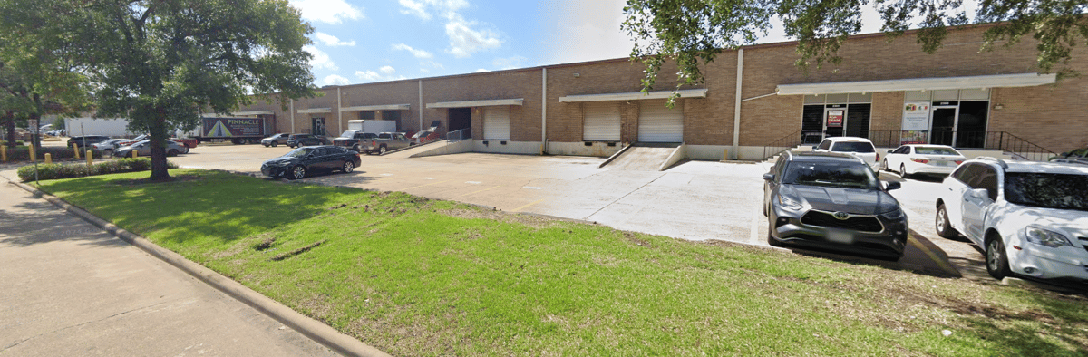 houston_cre's tweet photo. πππPrime Distribution Space with Dock High Loading Available Now! https://t.co/rpeguXaChp
#Minimax #Industrial #DockHigh @Colliers_HOU https://t.co/aj0vYw8nFu