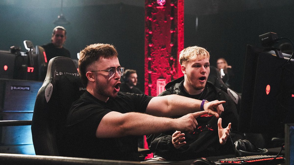 siege x reaction