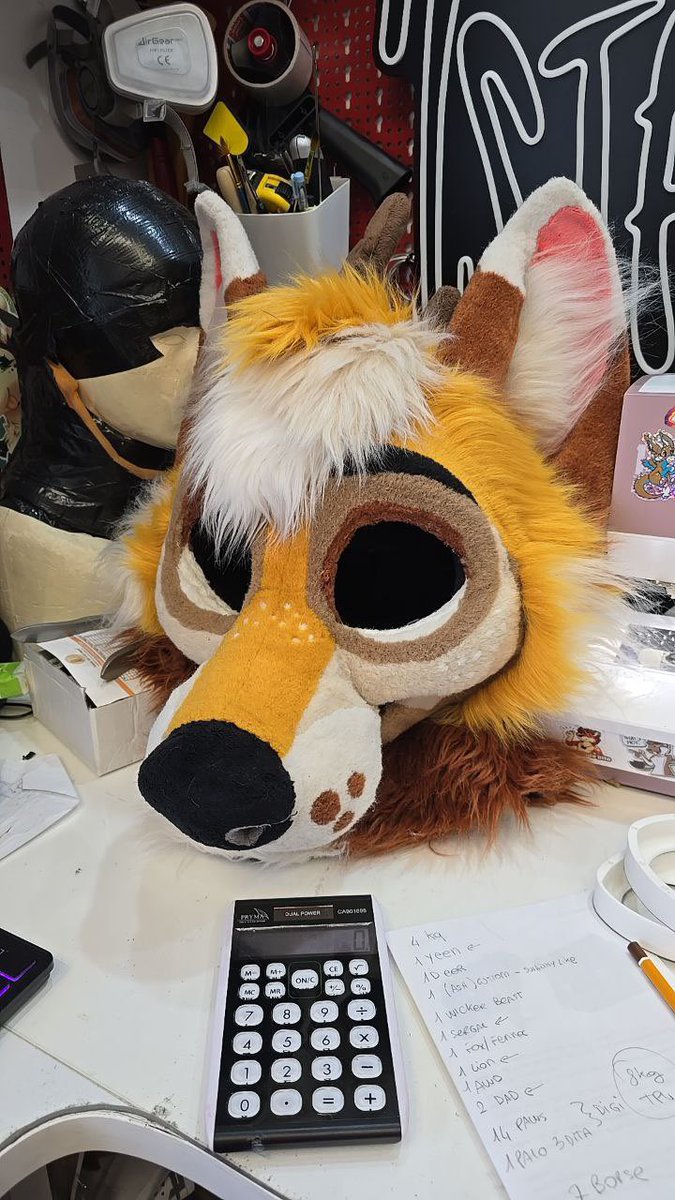OhBoyItsAugust's tweet image. New fnaf 2 movie leak 😲
✂️ @StuffedTailsFur