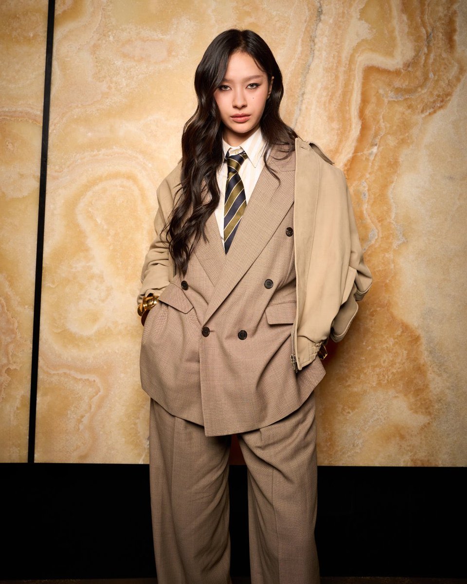 Milk Pansa Vosbein made her Paris Fashion Week debut this past week as she attended the Saint Laurent Fall/Winter 2025 show.

She was dressed in Look 1 from the Saint Laurent Spring/Summer 2025 collection.

#MilkPansa #SaintLaurentxMilk #YSL