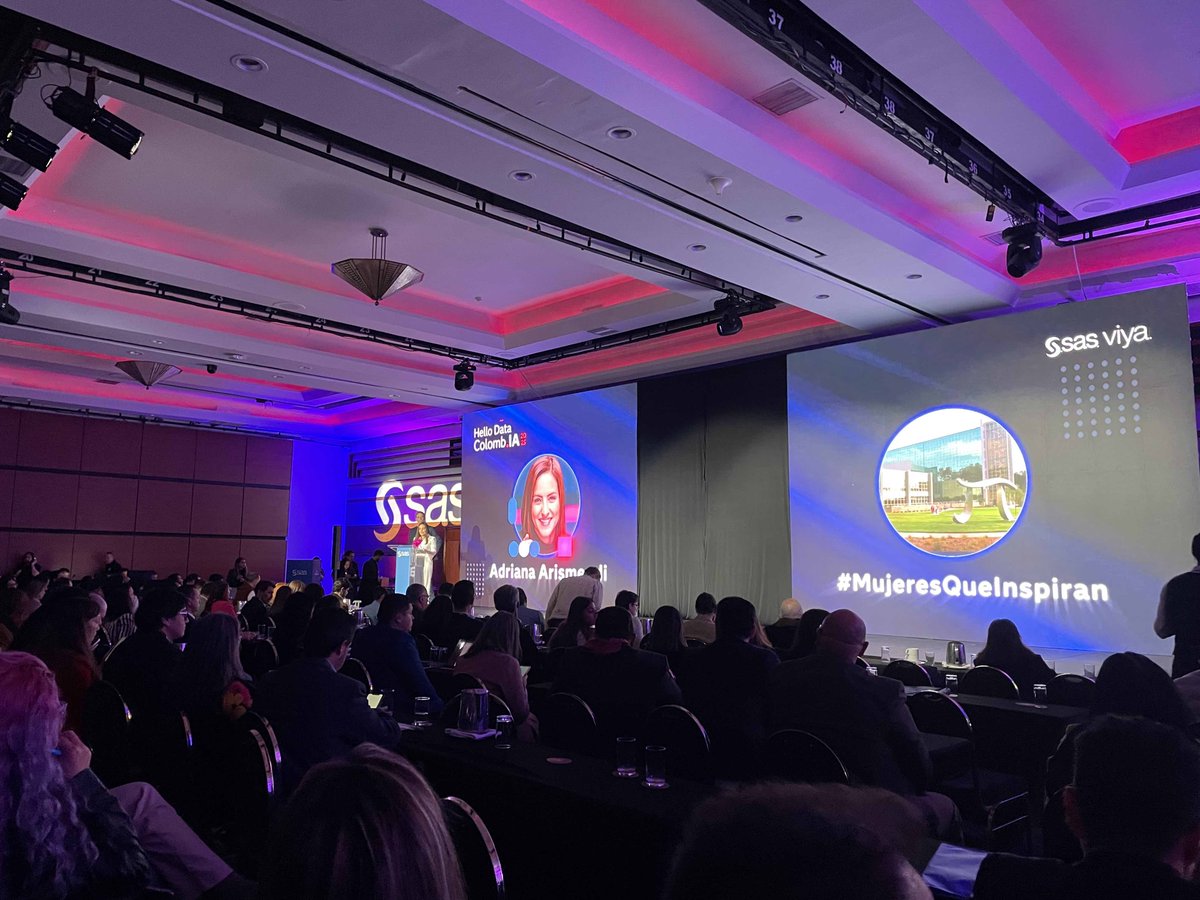 TintaTIC's tweet image. La inteligencia artificial y la analítica ayudan a la toma de decisiones y están disponibles para todos. Estamos en un punto de inflexión donde se cambian los modelos de las empresas. Las personas deben dejar capacitarse. @Sas_Colombia  #MujeresPoderoSAS #HelloDataColombIA