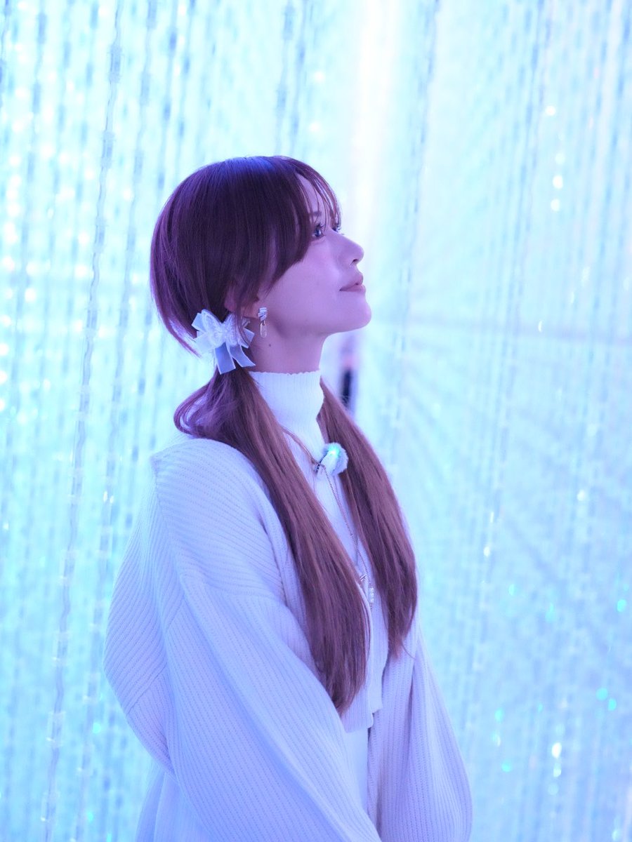 airi_kijima's tweet image. #希島さん出番ですよ の収録でした🎥
境界のないアートに身体ごと没入🎨🫧

どのエリアも幻想的な空間で
異世界に入ったような不思議な感覚🥺

4/5(土)に先行公開生放送をやるので
この日はいっぱい癒されに来て下さい♡
ツインテール姿もお見逃しなく！笑

#チームラボボーダレス #teamLabBorderless