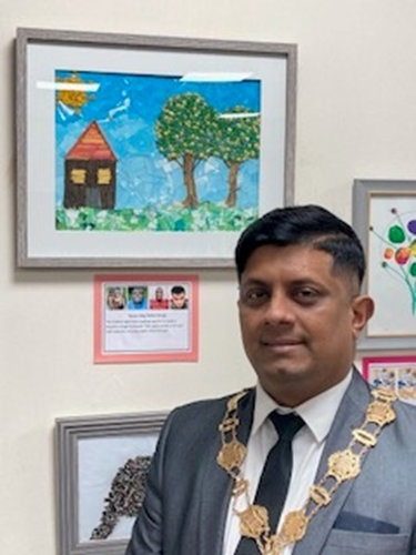 Mayor attended St Mark’s Art Exhibition and met with some of the attendees.  A great time was had by all.