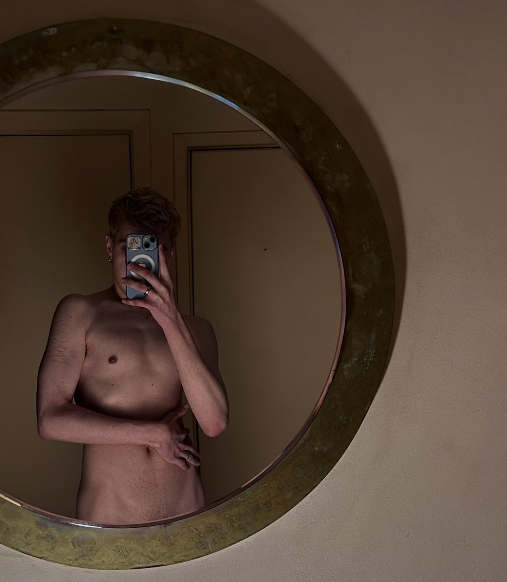 хочу плова и поспать в обнимку