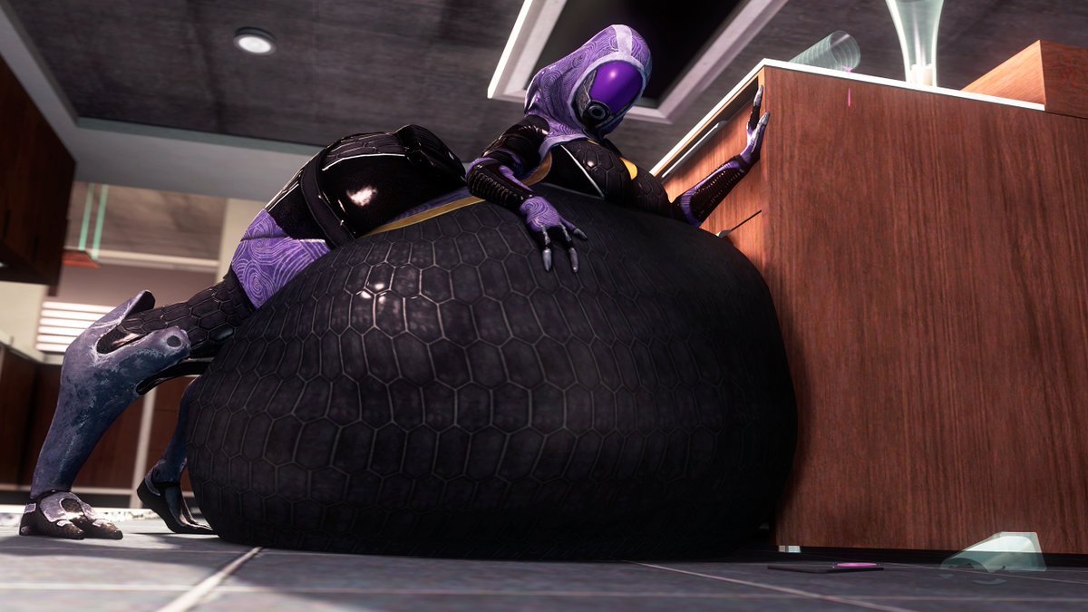 A well-known quarian lass dealing with a hangover and trying to figure out why her gut is huge and moving after yesterday's party