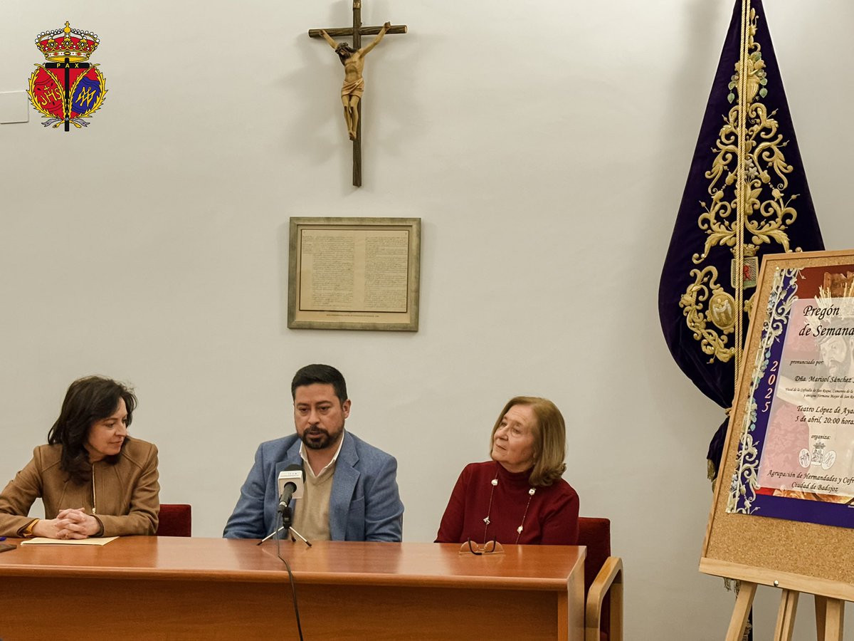 BadajozSanRoque's tweet photo. 🔷 En el día de hoy, hemos asistido a la presentación de la pregonera oficial de la Semana Santa de Badajoz, nuestra hermana Marisol Sánchez
#CuaresmaSR25
#SomosSanRoque https://t.co/I0cQXfCEOb