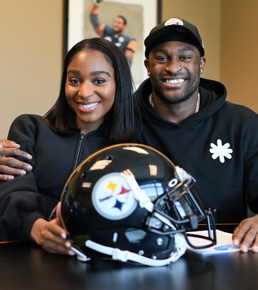 _Kordei's tweet image. @Normani &amp;amp; DK Metacalf are now officially engaged. Welcome DK to the Nation Family 🤎