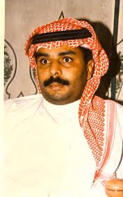 خبر مؤلم جداً ..
فقدت الساحة الشعرية والفنيه شاعر جميل وأنسان راقي ، الشاعر #عبدالله_الاسمري والذي كتب العديد من الروائع لعل ابرزها متغير علي ، رحمك الله يابوفهد ، عزائي الحار لكل اهله ومحبيه ، وسيظل هذا الجميل باقي فينا بأعماله .