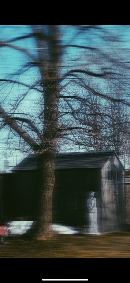 rubyandersonCA's tweet image. ༉‧₊˚🕯️🖤 ♱༉‧₊˚. 
 
#juliawolf #songlyrics #inmyroom #quietlife #photodump