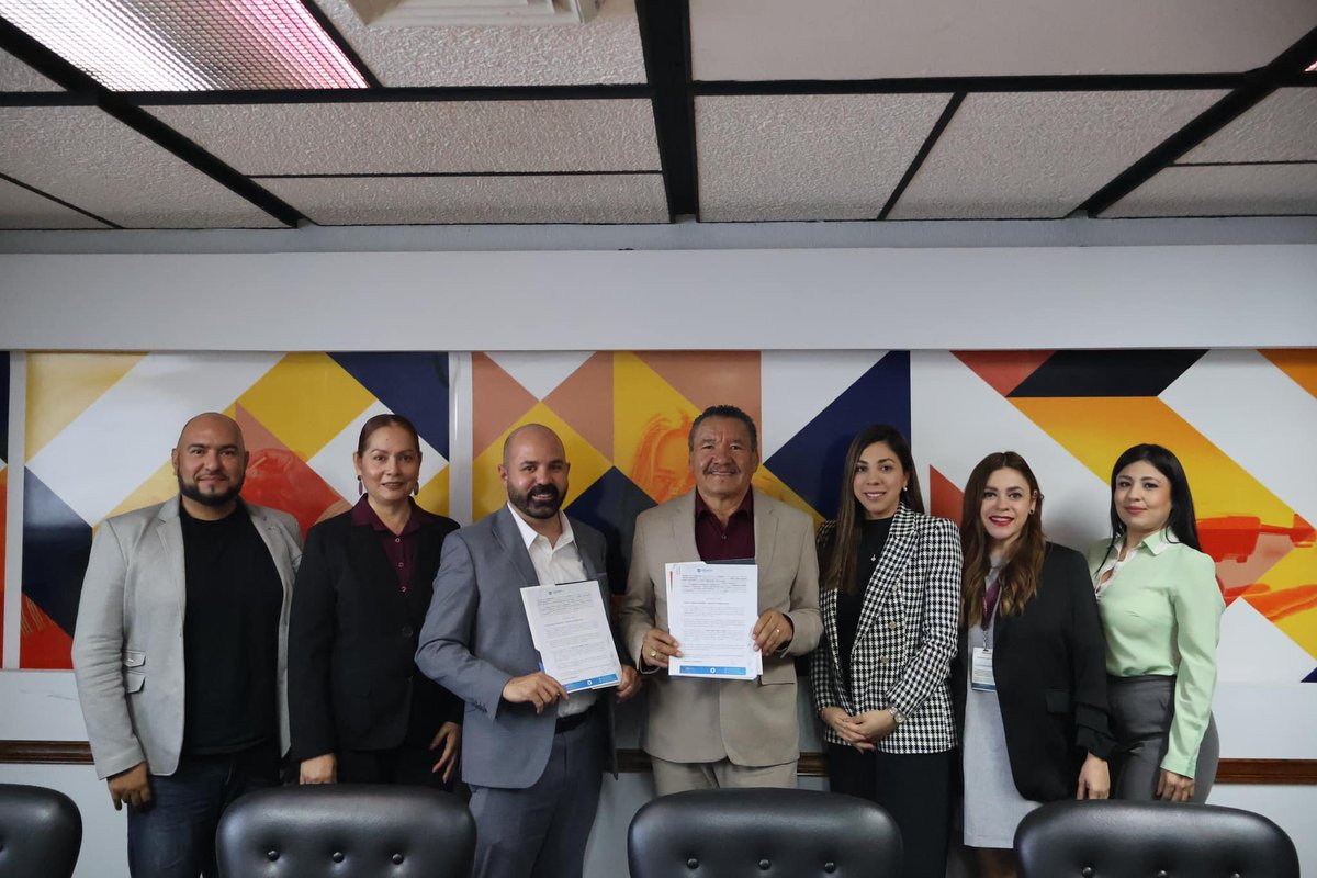 RodolfoMonrealA's tweet image. Celebramos la firma de un nuevo convenio con Lean Six Sigma, una alternativa adicional para que todas y todos los trabajadores del Gobierno del Estado de Sinaloa continúen su desarrollo profesional, ya que es indispensable para mejorar los servicios a la ciudadanía #DTyPE
