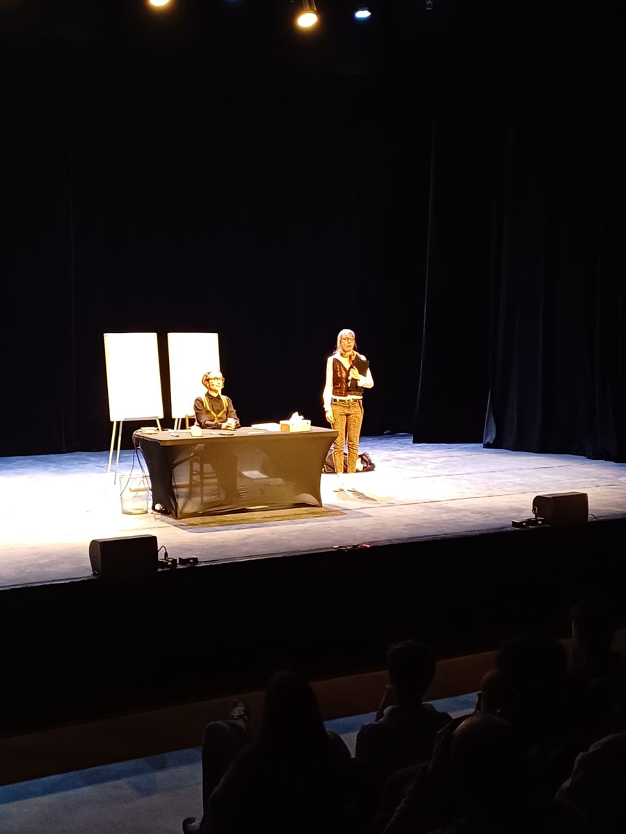 HalougiL's tweet photo. #sdm2025
Aujourd'hui, premier jour du Festival du Pi Day avec @LesMathsEnScene .
- ateliers Rubik's Cube #interrubik
- spectacle Mad Maths pour tous les 4e et 3e
- jeux au #clubmaths et en salle des profs
- rallye @calcul_TICE 
Ambiance de folie autour des #maths au collège ! https://t.co/nw7Uvvzxzq