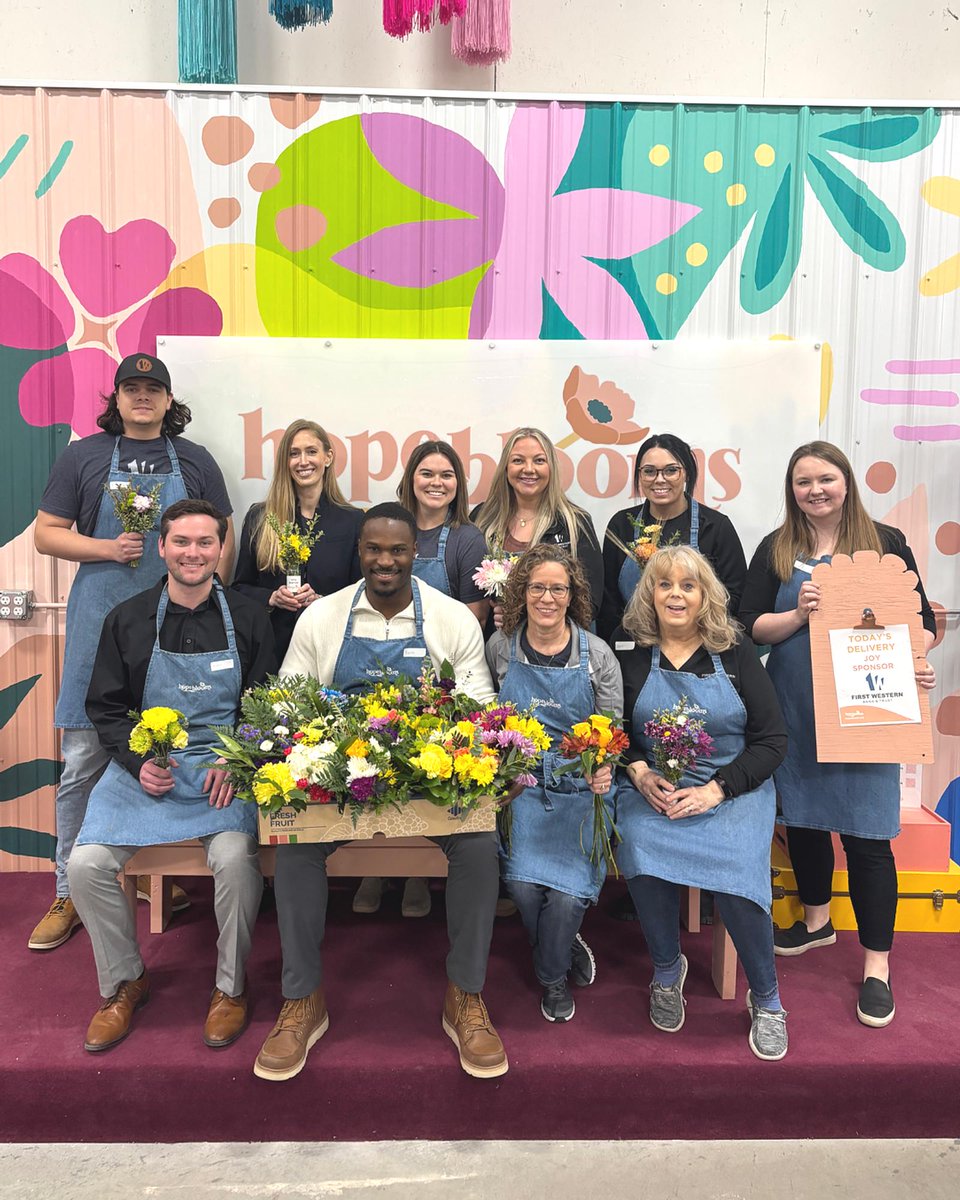 First Western Bank is the proud "Joy Sponsor" of Hope Blooms' deliveries in Fargo today 🌸

Hope Blooms is a local nonprofit that repurposes donated flowers by rearranging them into beautiful bedside bouquets and delivering them to community members in need!