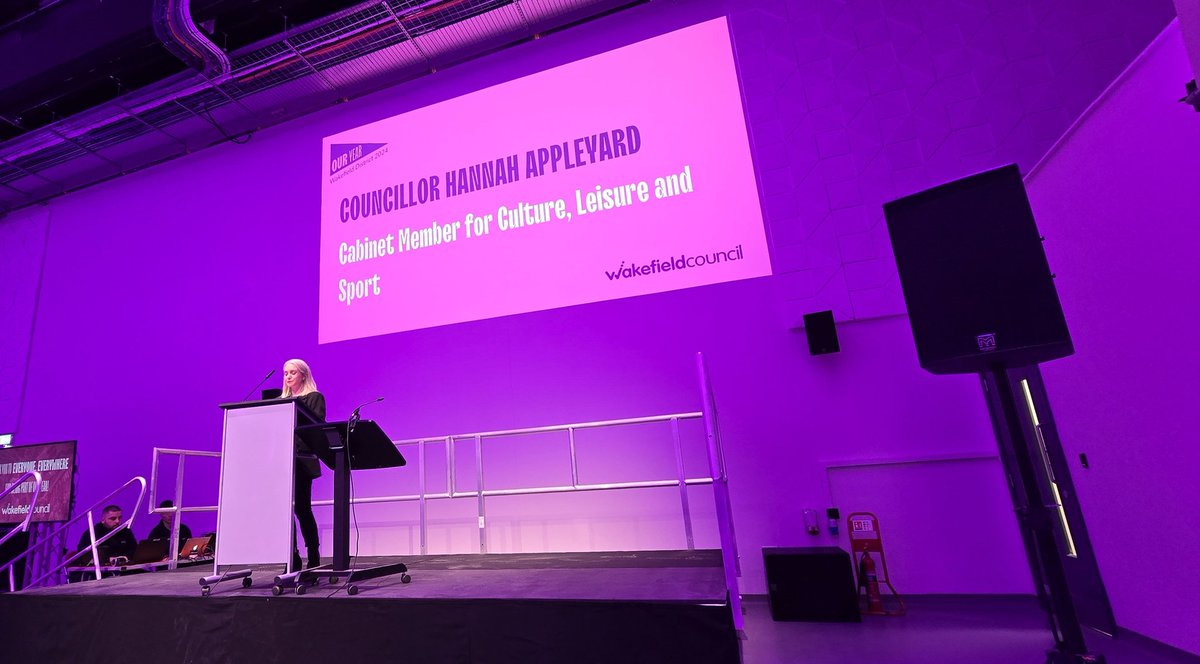 Sharena Lee Satti (@sharenaleesatti) on Twitter photo What a fantastic evening! Max, West Yorkshire Young Poet Laureate, performed his first commissioned poem at "This was Our Year Wakefield," celebrating #wakefield. Huge thanks to <a href="/MayorOfWY/">Tracy Brabin, Mayor of West Yorkshire</a> for her ongoing support of arts & creativity across #WestYorkshire! #CreativityUnites What a fantastic evening! Max, West Yorkshire Young Poet Laureate, performed his first commissioned poem at "This was Our Year Wakefield," celebrating #wakefield. Huge thanks to <a href="/MayorOfWY/">Tracy Brabin, Mayor of West Yorkshire</a> for her ongoing support of arts & creativity across #WestYorkshire! #CreativityUnites