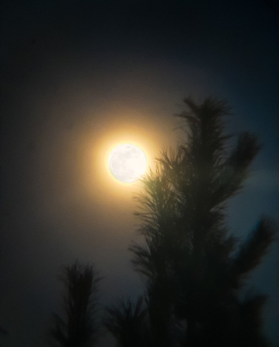 jupiteregitsem's tweet image. Geldik ramazanın ortasına #dolunay