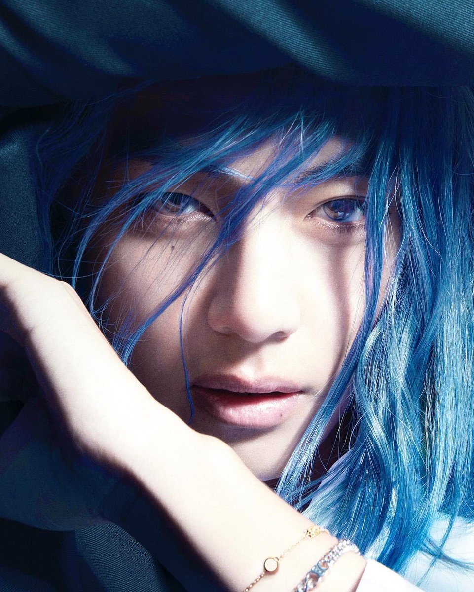 frl_m's tweet image. The Water Spirit

#taekookau 
#drabble
~HUMOR
~fluff
~romance
~fantasy
~water spirit Taehyung
~doctor Jeon Jungkook
~short funny chapters
~chaotic taekook

A magical collection of drabbles, inspired by Taehyung&apos;s blue dragon photographs.

Dr.  Jeon wants to leave the stress from…