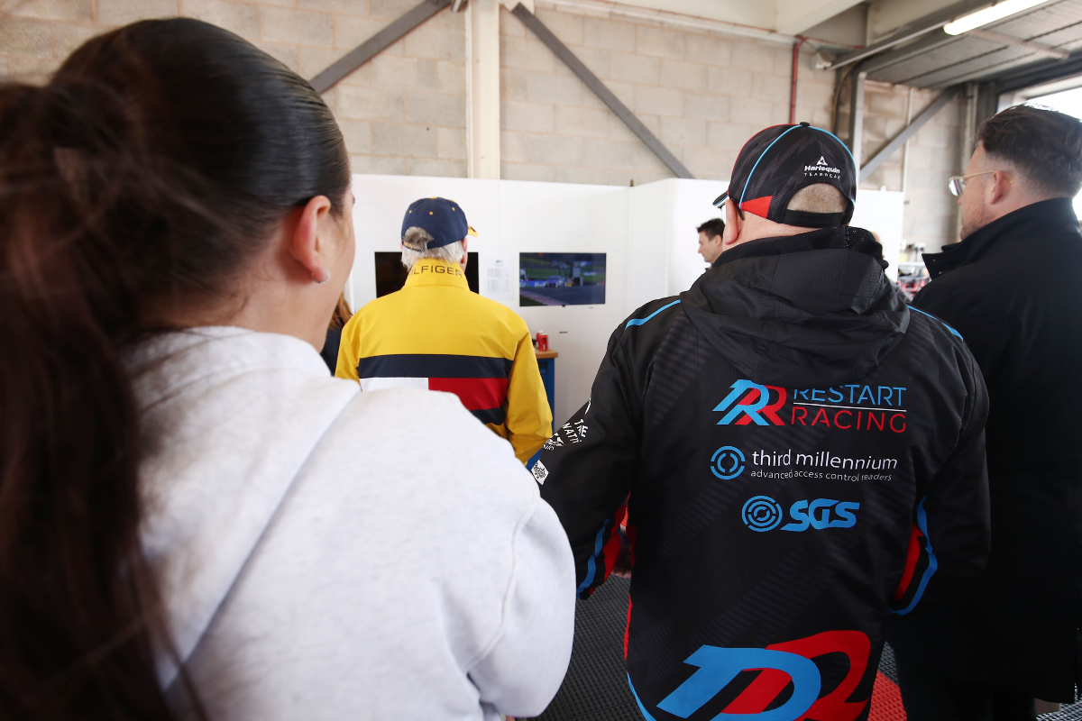 Restart Racing tweet media
