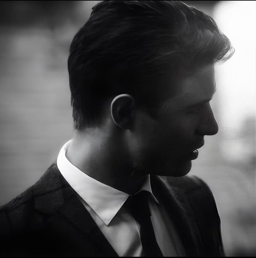 but you haven’t seen my man🩶 
#duzah