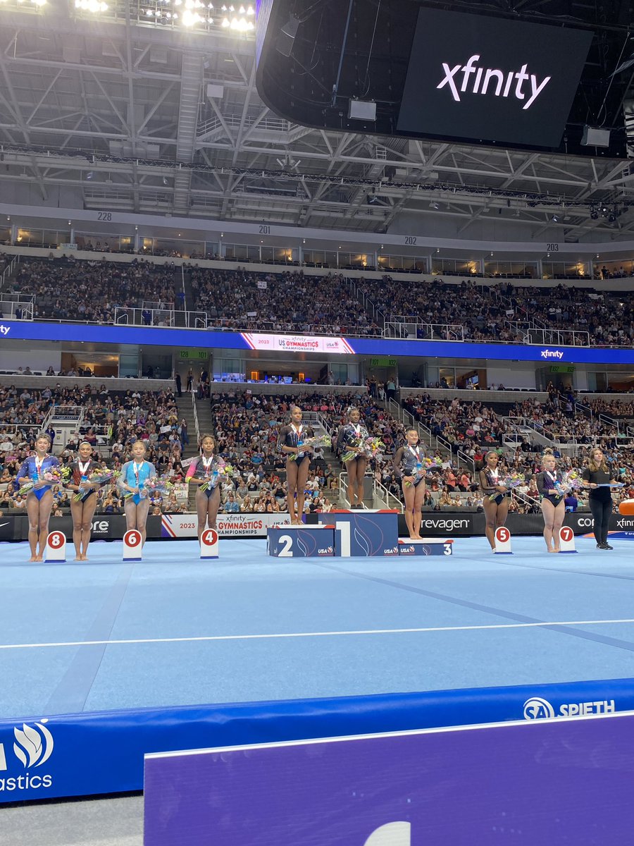 anitaxliu's tweet photo. My favorite memory from Cal is traveling outside of Berkeley to cover sports! I’ve photographed Olympic gymnasts, the Oakland A’s, Cal Athletics’ away games and more. This would not be possible without #DailyCal. Please support us in #CalBigGive https://t.co/0gAhgJ7E1w https://t.co/l9WC1cwSD8