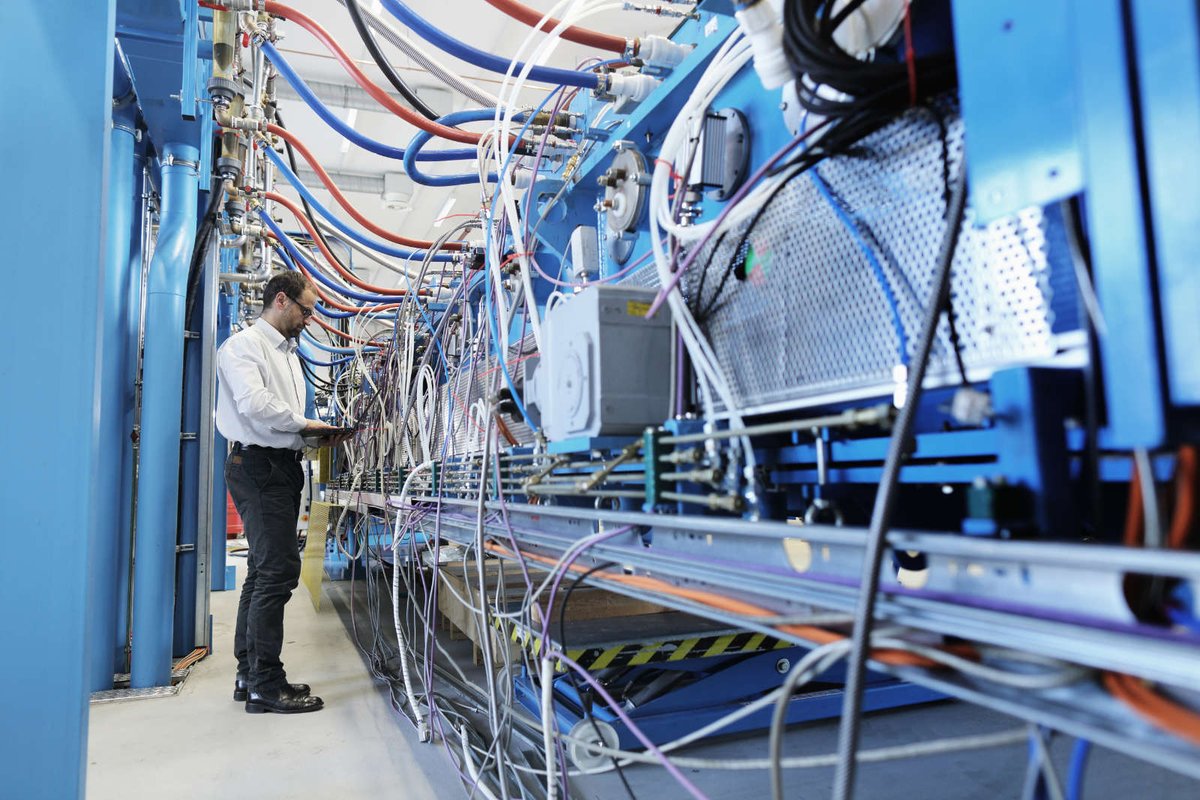 SignalHound's tweet image. Automated test systems are common in high-volume #manufacturing environments. These #automatedsystems have been embraced because of their ability to decrease time-to-market, minimize design iterations, improve repeatability, and reduce the cost of testing. #SpectrumAnalyzers make…